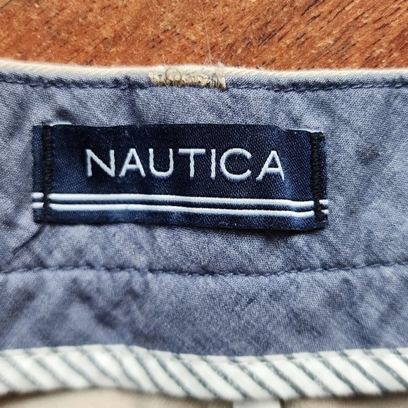 Nautica "The Deck Short - Classic Fit" Flat Front Shorts Size 40W - Picture 11 of 16